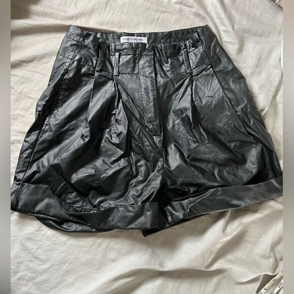 Elizabeth and James Black High Waist Shorts - Picture 1 of 3